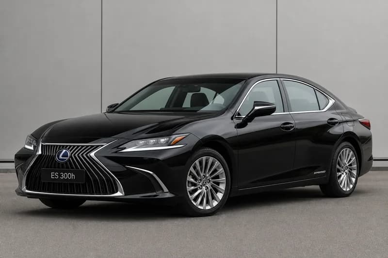 Black Lexus ES 300h luxury sedan
